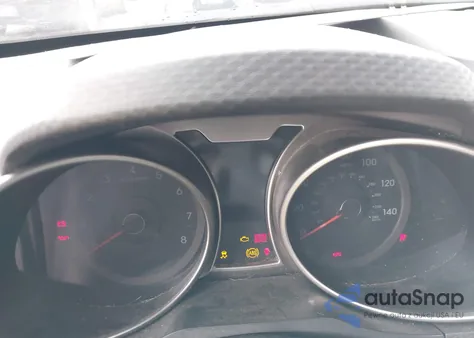 2012 Hyundai Veloster Base W/Gray z USA, uszkodzony, nr VIN KMHTC6AD7CU067762